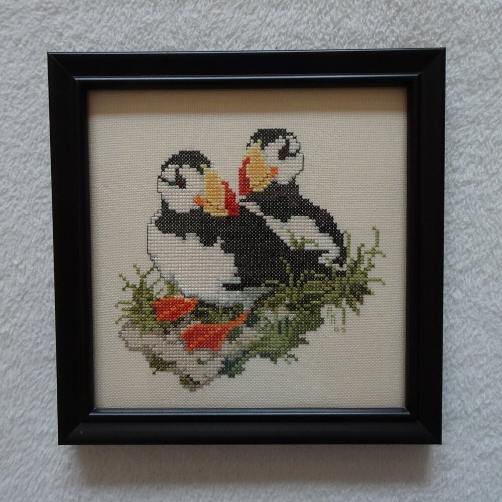 Vintage Framed Embroidery Cross Stitch Puffin Birds Design 9.5"x9.5" Miniature